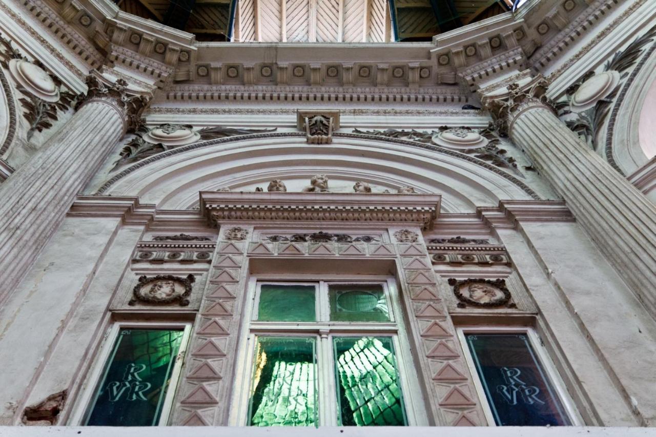Vilacrosse Boutique Inn Bucureşti Ngoại thất bức ảnh