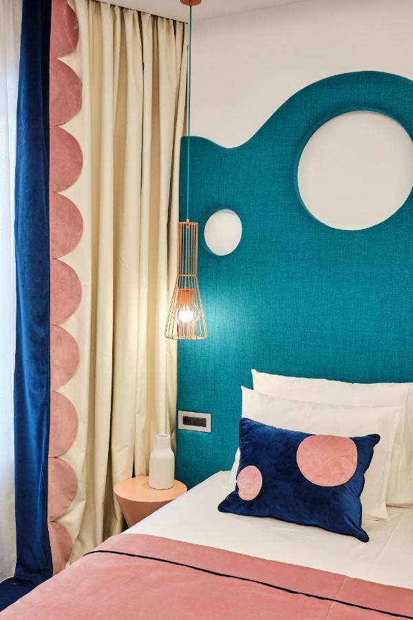 Vilacrosse Boutique Inn Bucureşti Ngoại thất bức ảnh