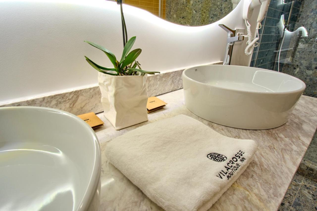 Vilacrosse Boutique Inn Bucureşti Ngoại thất bức ảnh